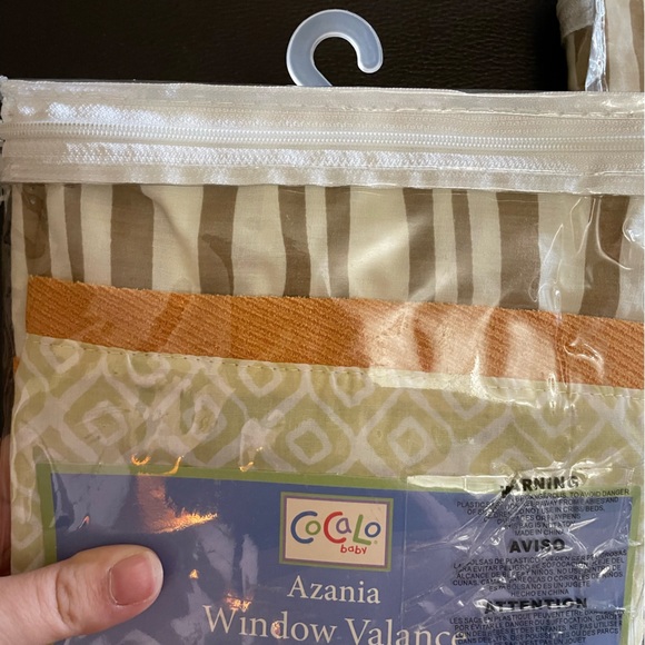 COCALO BABY NWT Lot of 2 Azania Animal Print Window Valance baby bedroom green - Picture 5 of 10